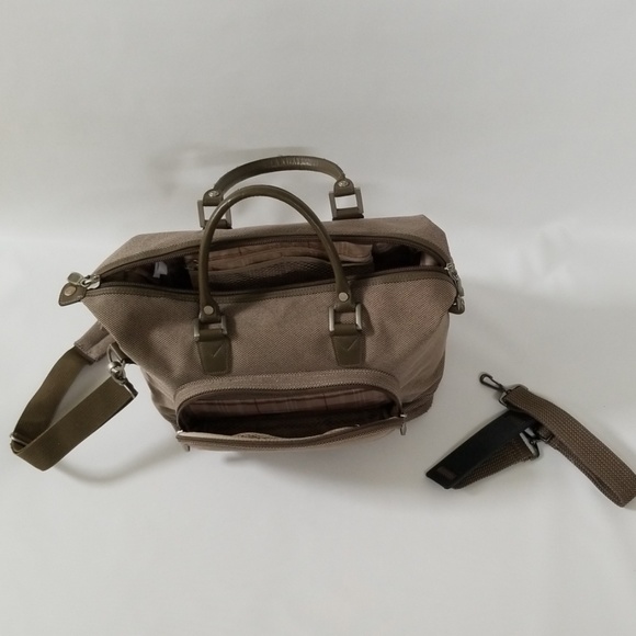 World Bound Beige Carry On Shoulder Bag Luggage - Picture 6 of 8